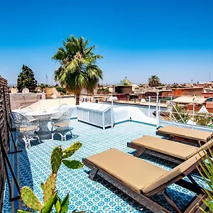 & Dar El Aila Riad